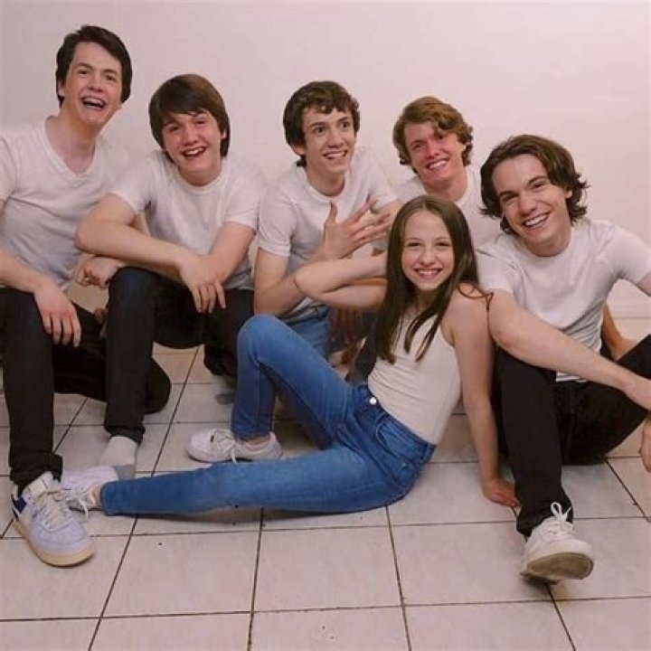 Shiloh Nelson Siblings